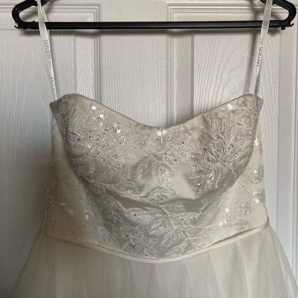 David’s Bridal Straples Wedding Dress,Embroidered Sequins Tulle Off White - Picture 2 of 6